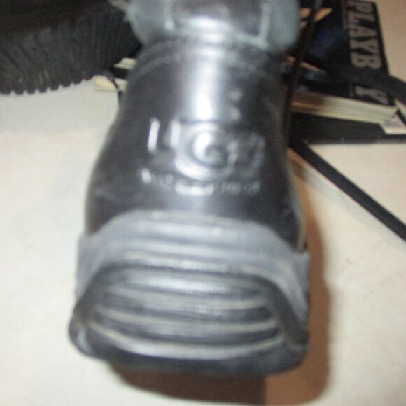 UGG waterproof rugged black/gray Lace-Up Winter Boots 8.5 - Picture 2 of 9